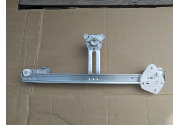 Склопідйомник передній правий механічний Renault Logan, Logan MCV, 8200800404, 6001547148, 6001550272