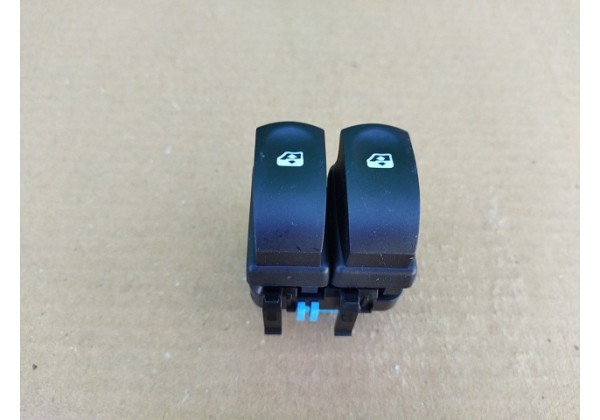 Кнопка склопідіймача лівих дверей Renault, 10 Pin, 8200108269, 8200476806