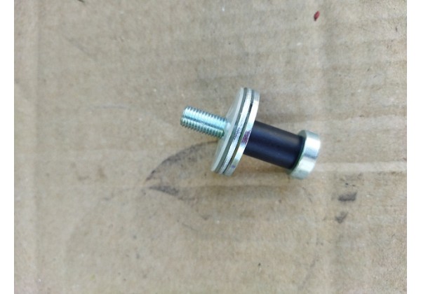 Фіксатор, болт замка дверей Renault Logan, Logan MCV, Sandero, Duster, 8200735230, 6001548677