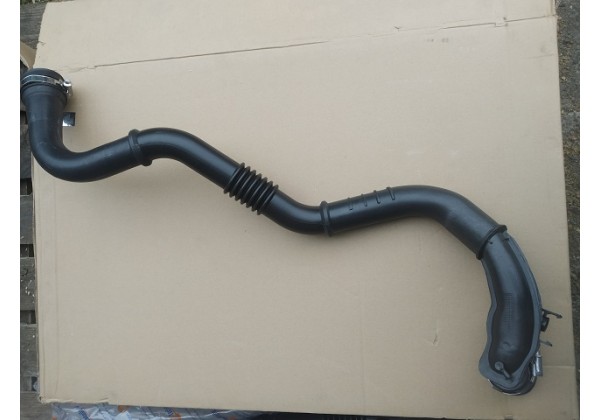 Патрубок інтеркулера від радіатора до колектора Renault Megane II, Scenic II 1.5 dci, 8200208708 *