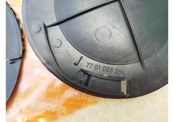 Заглушки, лючки переднього підкрилка, комплект Renault Megane II, 7701055351, 7701055352