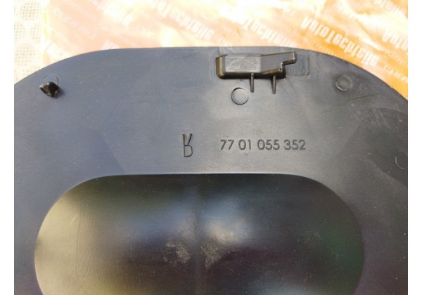 Заглушки, лючки переднього підкрилка, комплект Renault Megane II, 7701055351, 7701055352