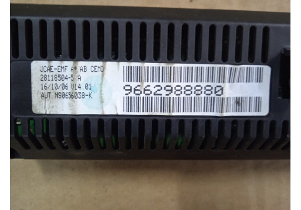 Дисплей бортового комп'ютера Citroen C4, 9662988880
