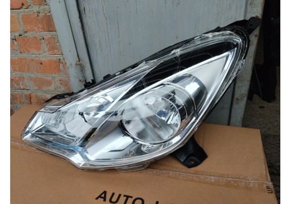 Фара передня ліва з коректором Citroen C3, 13-16, 1606931680,6205Z6*