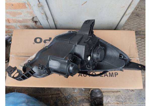Фара передня ліва з коректором Citroen C3, 13-16, 1606931680,6205Z6*
