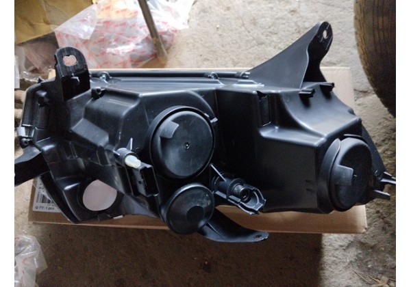 Фара ліва Renault Logan II, Logan MCV II, Sandero II, 13 - 17, 260607796R