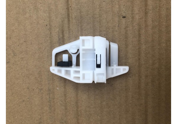 Ремкомплект, кліпса склопідйомника права Peugeot 206, Renault Megane II ( 03-06 )