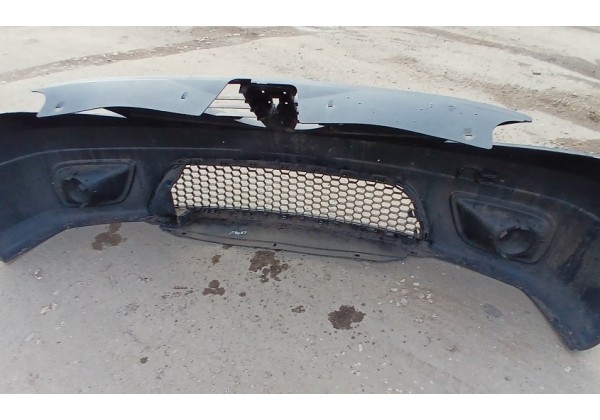 Бампер передній без отворів під ПТФ Dacia Logan MCV, 05-09, 6001549312, 8200825158