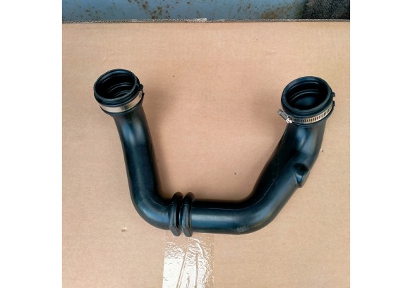 Патрубок інтеркулера Renault Megane, Scenic, Clio II 1.9 dti, 8200229554  *