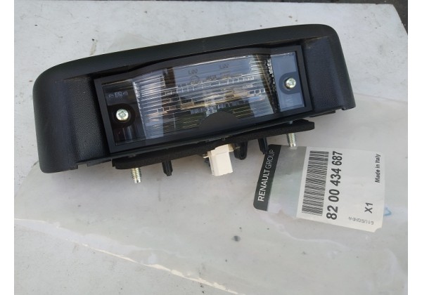 Ліхтар підсвічування заднього номера, 2 дверки Renault Trafic II, 8200024813, 91165634, 8200434687