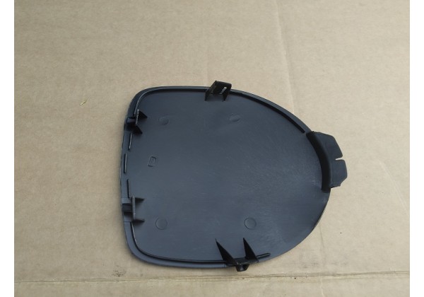 Заглушка протитуманної фари права Renault Clio II, Simbol, 7701205718