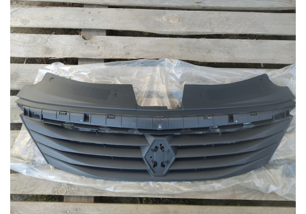 Решітка радіатора верхня Renault Logan, Logan MCV, 04-12, 8200752748 