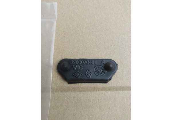 Заглушка кришки багажника Renault, 8200070461