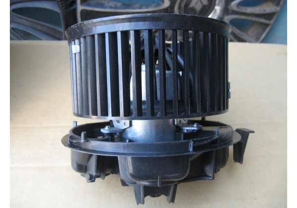 Вентилятор пічки Renault Megane II, 7701055135, 7701056965 *