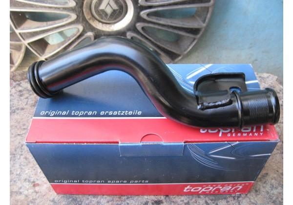 Патрубок системи охолодження Peugeot, Citroen 2.0 hdi, 1307YZ, 1307RS