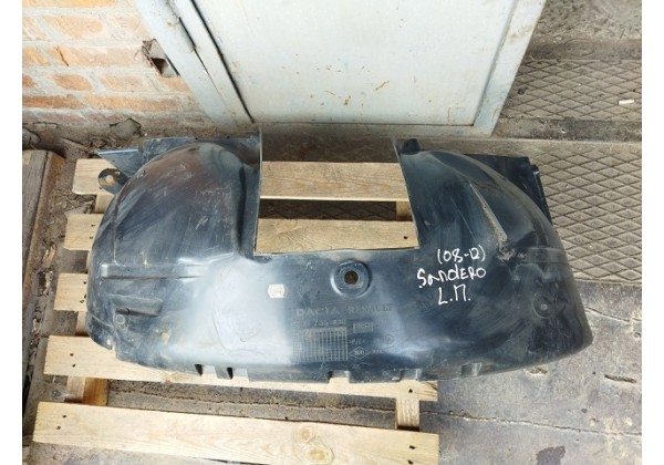 Підкрилок передній лівий Renault Sandero, 07-13, 8200735438