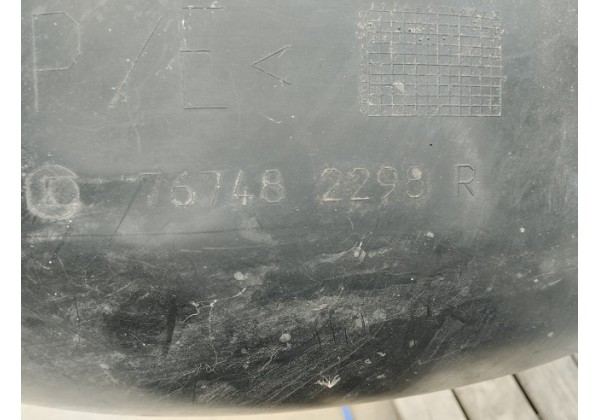 Підкрилок правий задній Megane III, HB, 767493061R*