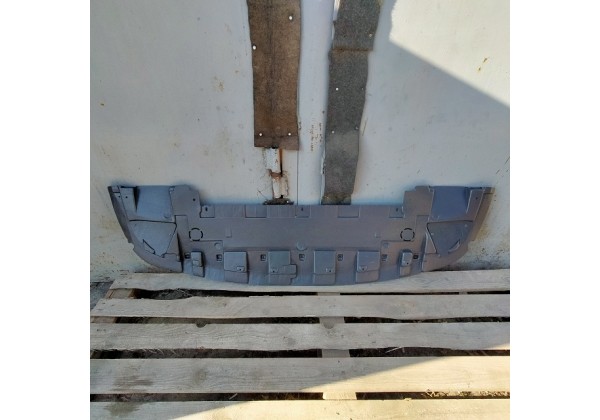 Захист бампера переднього Renault Trafic III, 214772809R, 4422908, 93451389*