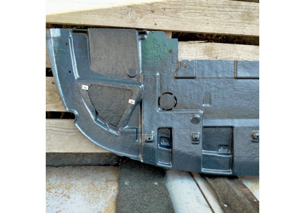 Захист бампера переднього Renault Trafic III, 214772809R, 4422908, 93451389*