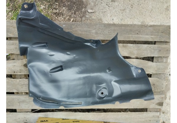 Підкрилок передній правий, передня частина Renault Captur, 13-17, 638442868R*