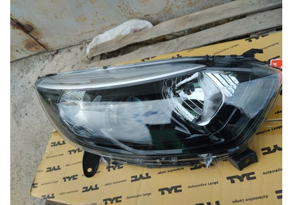 Передня фара права чорна Renault Captur, 13-17, 260100758R, 260101715R, 260105066R*