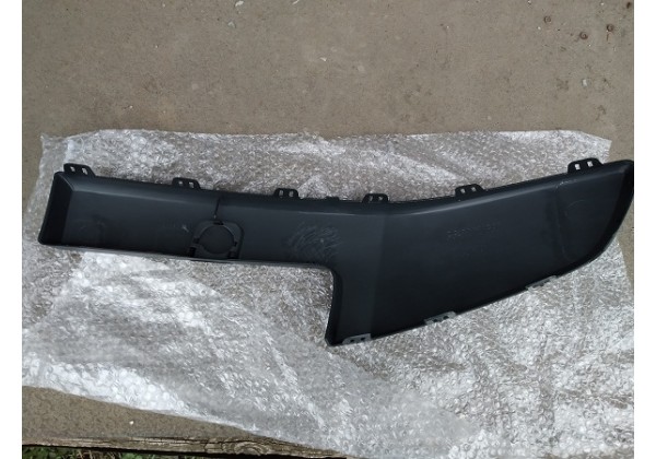 Накладка бампера переднього права Renault Megane II, 06-08, 7701476889