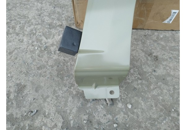 Крило переднє праве з отвором під повторювач Renault Sandero, 08-13, 6001551026, крім STEPWAY
