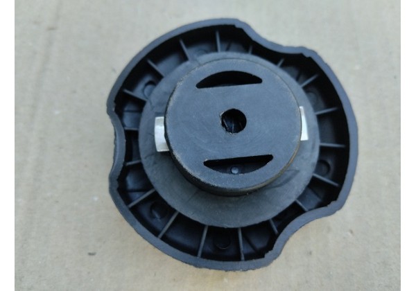 Кришка горловини маслозаливной Peugeot, Citroen, 025855, 025864, 9656384880 *