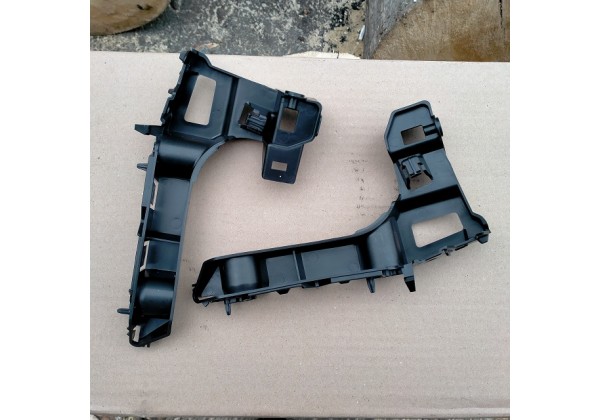 Кронштейн кріплення передньго бампера, комплект Citroen C3 Picasso, 7416L7, 9681809580, 9681809380