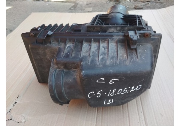 Корпус повітряного фільтра Peugeot/Citroen 607, 807, C5, С8, 2.0/2.2 HDi, 9629040380, 98032100, 9636500180, 98031120