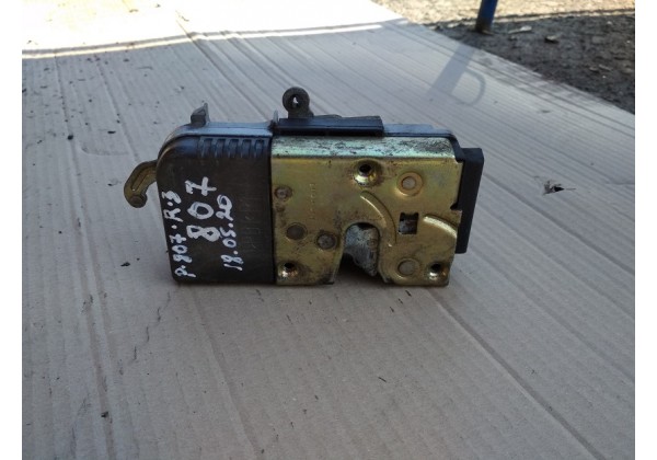 Замок передньої правої дверки електричний Citroen C8, Peugeot 807, 6 pin, 9136L8