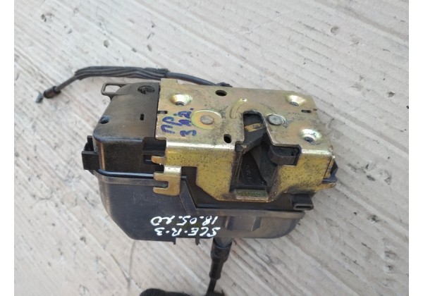 Замок правої задньої дверки Renault Scenic 2, 6 контактів, 8200119332
