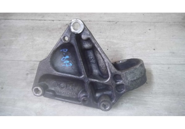 Кронштейн кріплення півосі Peugeot 807, Citroen C8 2.2 hdi, 1484797080