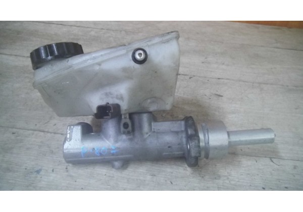 Головний гальмівний циліндр Peugeot 807, Citroen C8, 2.0 16V, 2.0 HDi, 2.2 HDi, 4601L6, 463591 *