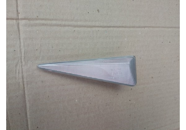 Повторювач повороту лівий на крилі Renault Megane II, Scenic II, Espace IV, Vel Satis, 8200027150