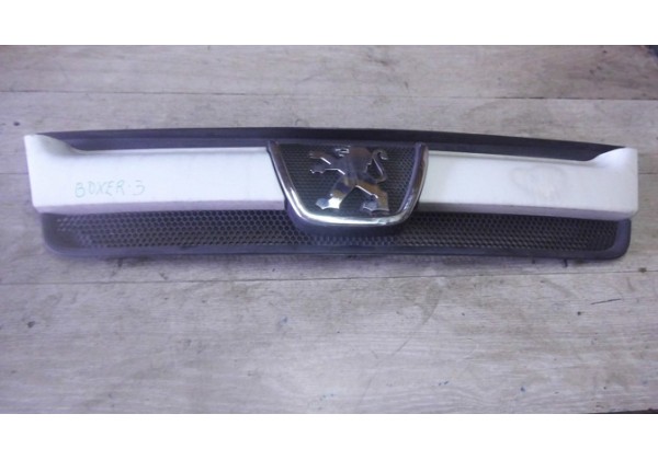 Решітка радіатора Peugeot Boxer, 02-06, 1304703070