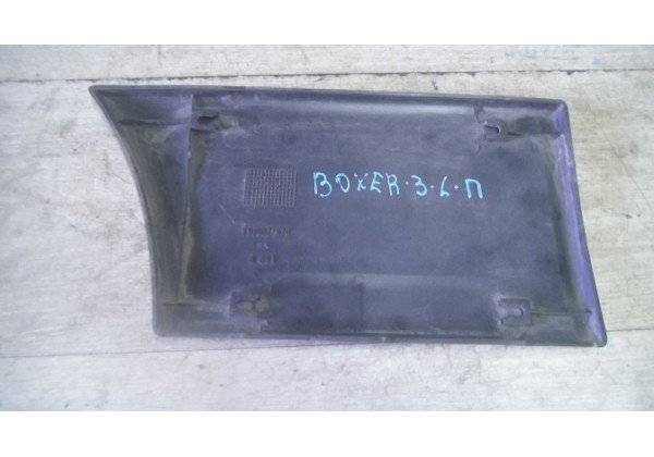 Накладка кузова ліва бокова, перед аркою, L = 32 Boxer, Jumper, Ducato, 2002-2006, 1304021070