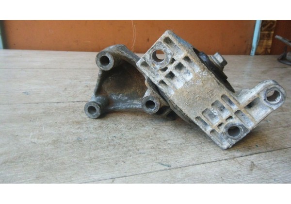Подушка двигуна права з кронштейном Boxer, Jumper, Ducato 2.8 hdi, 1333647080