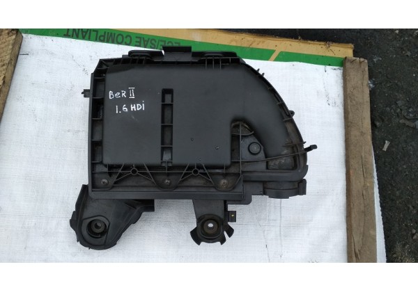 Корпус повітряного фільтра Peugeot, Citroen 1.6 HDi,  9673061080