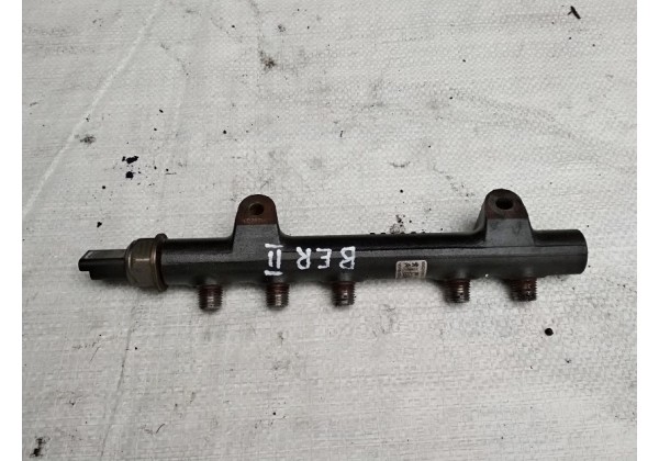 Паливна рейка, рампа форсунок Peugeot, Citroen 1.4, 1.6 hdi, 9685297580