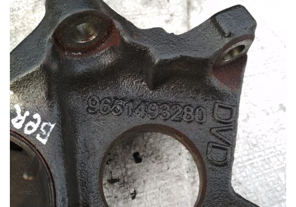 кронштейн двигуна задній, опора півосі Peugeot, Citroen 1.6 hdi, 9651493280