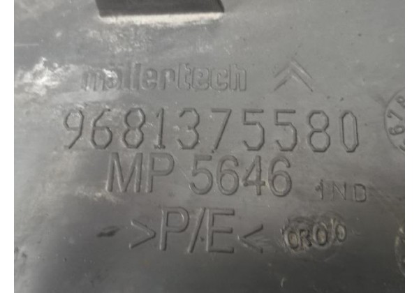 Підкрилок передній правий Citroen C4, 04-11, 7136EV, 9658939480, 9659274080, 9681375580