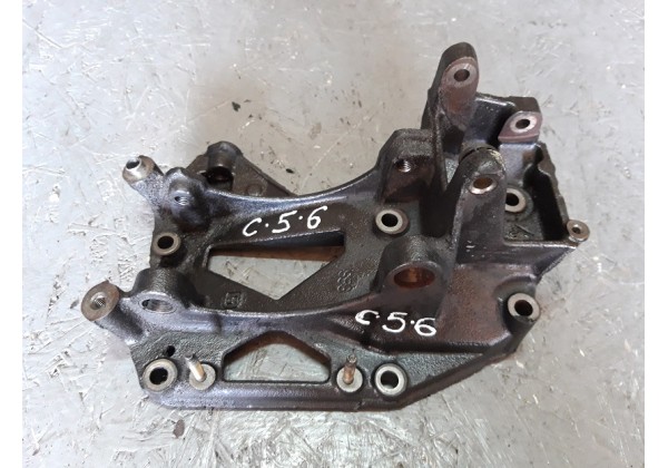 Кронштейн генератора Peugeot/Citroen, C4, C5, C8, Expert, Jumpy, Scudo, 206, 307, 406, 407, 607, 807, 1.8 16V, 2.0 16V, 2.2 16V, 5706K5, 9632543007