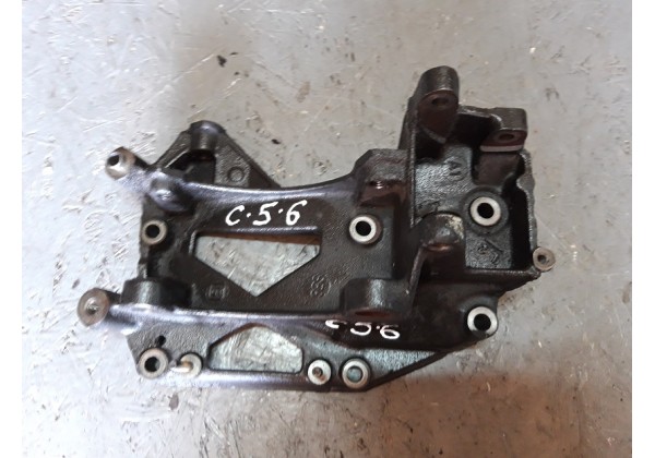 Кронштейн генератора Peugeot/Citroen, C4, C5, C8, Expert, Jumpy, Scudo, 206, 307, 406, 407, 607, 807, 1.8 16V, 2.0 16V, 2.2 16V, 5706K5, 9632543007