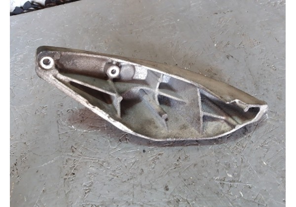 Кронштейн кріплення двигуна Citroen С5, 2.0 16V HPi, 9636204180, 9634919880