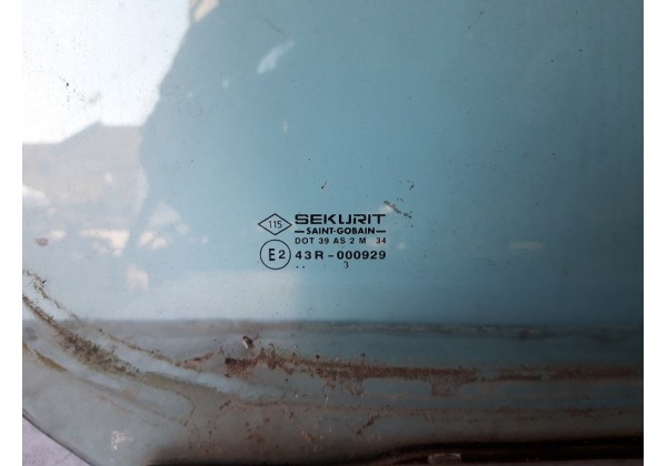 Скло переднє праве Renault Kangoo, 2003р