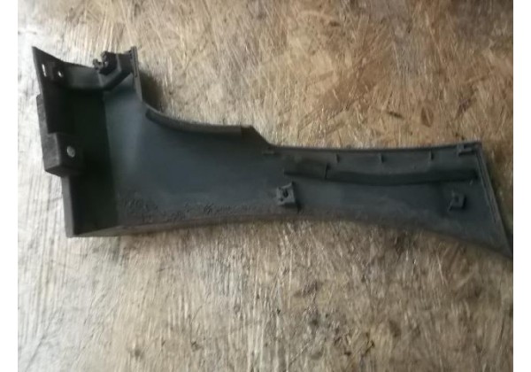 Накладка крила передня ліва Renault Koleos, 768510018R