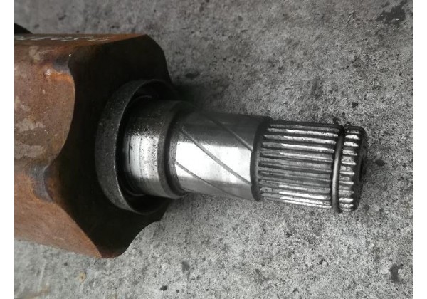 Піввісь передня ліва 4WD, МКПП Renault Koleos 2.0 dci, 39101JY04B