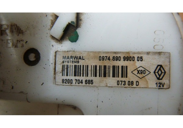паливний насос з датчиком Renault Logan, Sandero, Duster 1.4, 1.6 8V, 8200704685