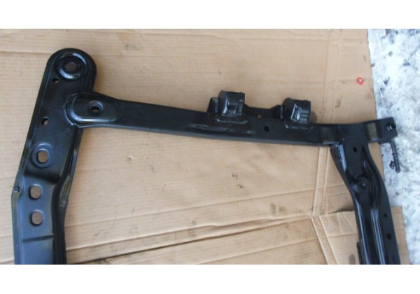 Балка двигуна, підрамник Renault Logan MCV, 06-09, 8200728864